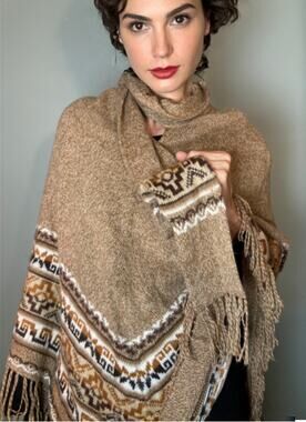 Peruvian Baby Alpaca Wool Poncho Scarf Beautiful Unique Fringe Andean Geometric